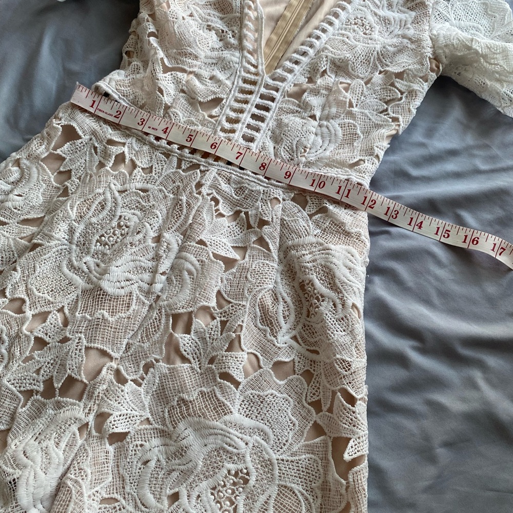 Missguided Lace Romper - Size 2 - Picture 9 of 9